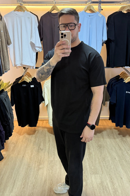 Polera Loose Fit - Alto Gramaje - Negro